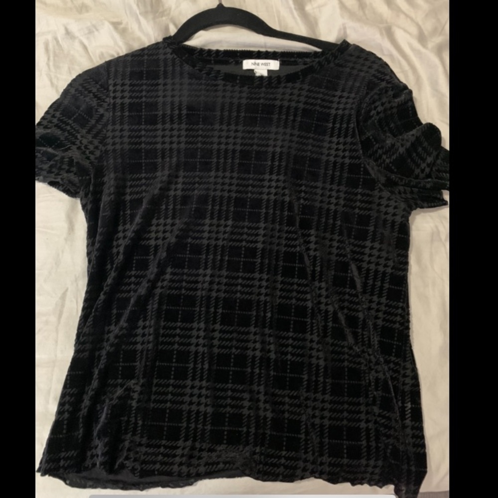 Checkered Suede pattern blouse NINE WEST